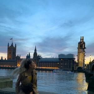 Meet your Posher, A karen